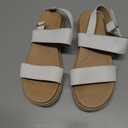 Coutgo Women's Arch Support Adjustable Strap Flat Sandals, Size 8.5