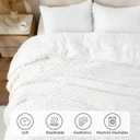 BEDELITE Fluffy Queen Comforter Set - Bright White Fleece Soft Comforter for Queen Size Bed, Luxury Warm Bedding Set for Winter, Fuzzy Bed Set 3 Pieces (1 Comforter, 2 Pillowcases)