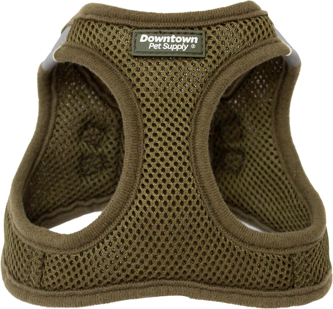 Downtown Pet Supply Step in Dog Harness for Small Dogs No Pull, Medium, Hunter Green - Adjustable Harness with Padded Mesh Fabric and Reflective Trim - Buckle Strap Harness for Dogs, M