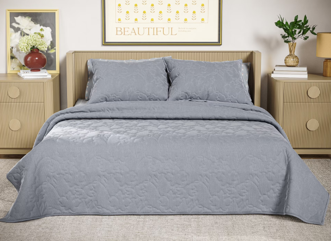 Masaca Oversized Quilt Queen Size(100"x106"),Linen Colored Lightweight Bedspreads & Coverlets Ultra Soft Microfiber Summer Quilt Bedding Set 3 Pieces (Linen-cross Pattern)