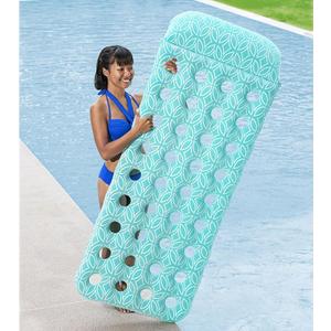 H2O GO Comfort Plush Floating Pool Mat 6'6" x 29"/1.98m x 74cm, Light green/White