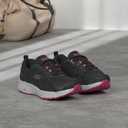 Skechers Women's Go Run Consistent Sneaker, size 9.5