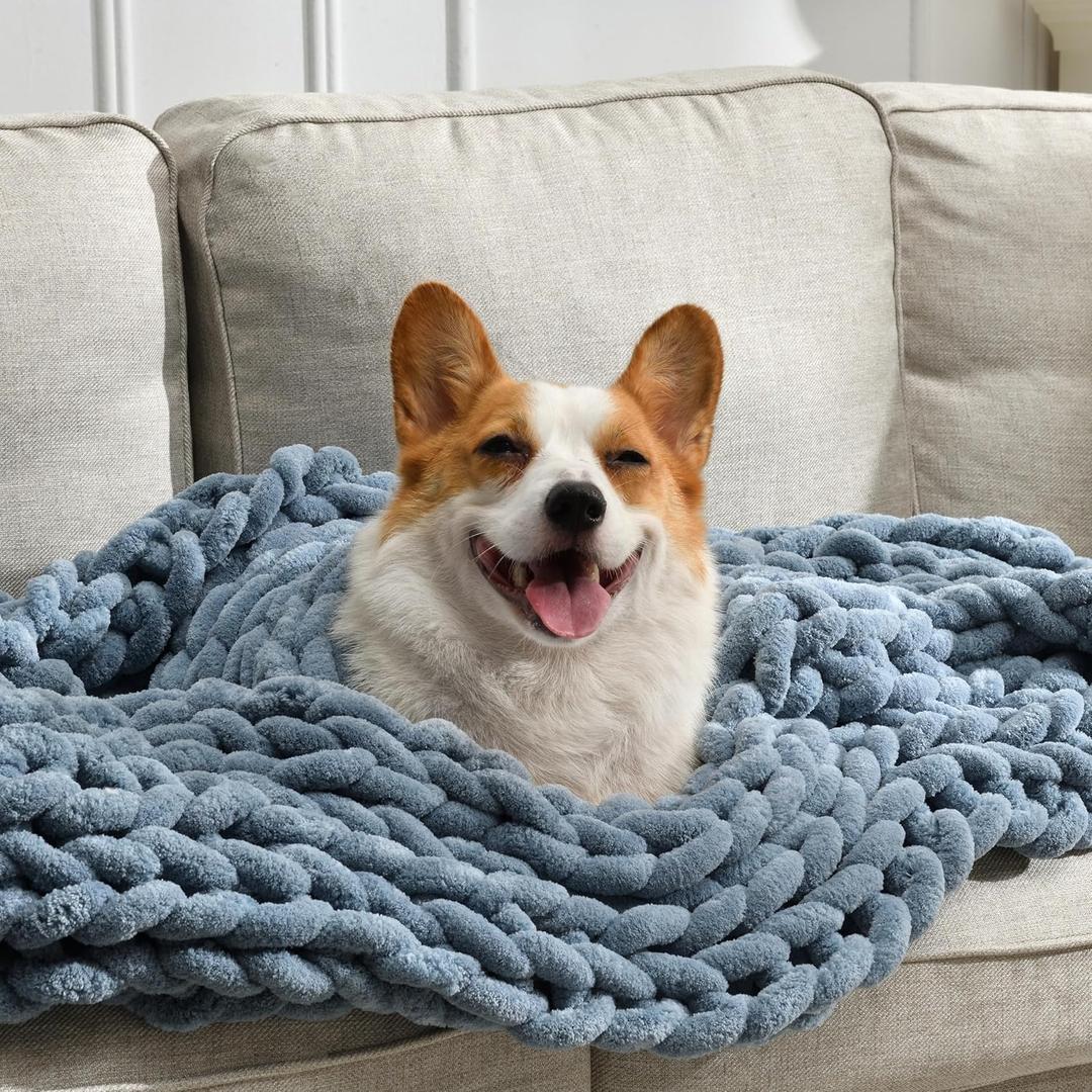 Soft Chunky Knit Blanket, 50X60 In Handmade Thick Chenille Yarn Throw without Shedding & Raveling, Aesthetic & Cozy Home Decor with Couch Sofa Bed, Gift Pack, Airy Blue