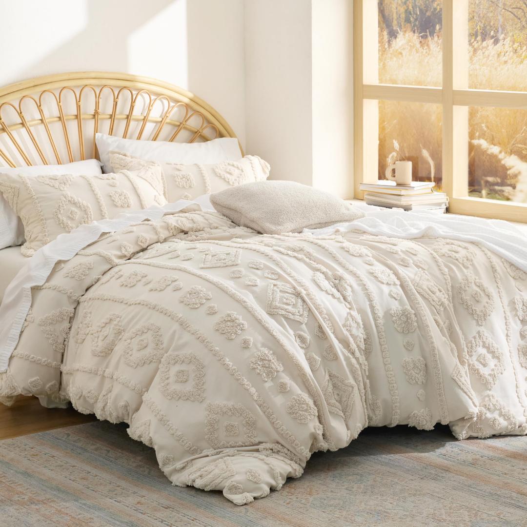 Bedsure Boho Tufted Beige Comforter King Size, GentleSoft™ 3 Pieces Boho Farmhouse-Style Decor Bedding, Exquisite Bedding for All Seasons, 1 Bed Comforter, 2 Pillow Shams, 104 x 90 Inches