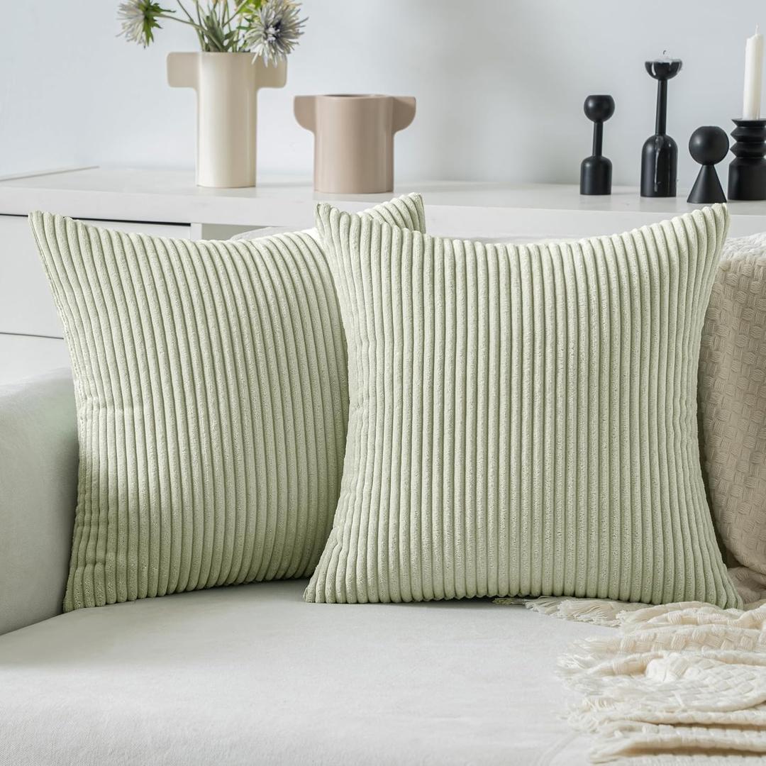 MIULEE Pack of 2 Pillow Covers Soft Soild Decorative Square Throw Pillow Covers Set Cushion Cases Pillowcases for Sofa Bedroom Car 18 x 18 Inch 45 x 45 Cm Light Green