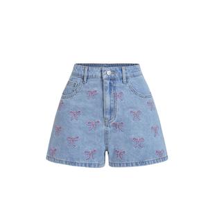 WDIRARA Women's Bow Embroidery Denim Shorts Y2k Jean Shorts with Pockets Light Wash 26 (Blue)