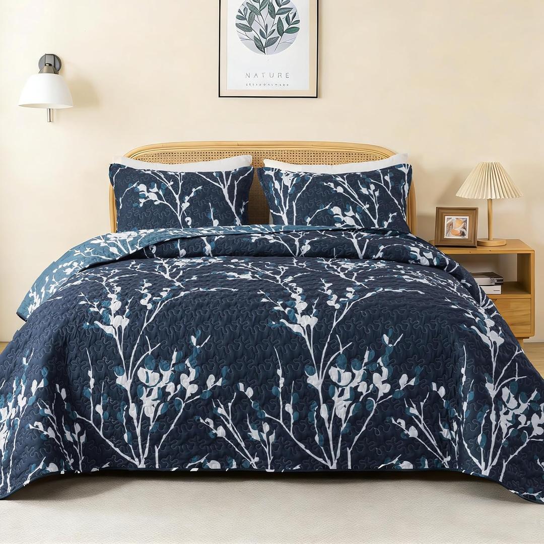 Queen Quilt Bedding Set, 3 Pieces Navy Floral Bedspread | Reversible Lightweight Flower Quilted Coverlet (96x90 Inch) with 2 Pillowcases for All Seasons