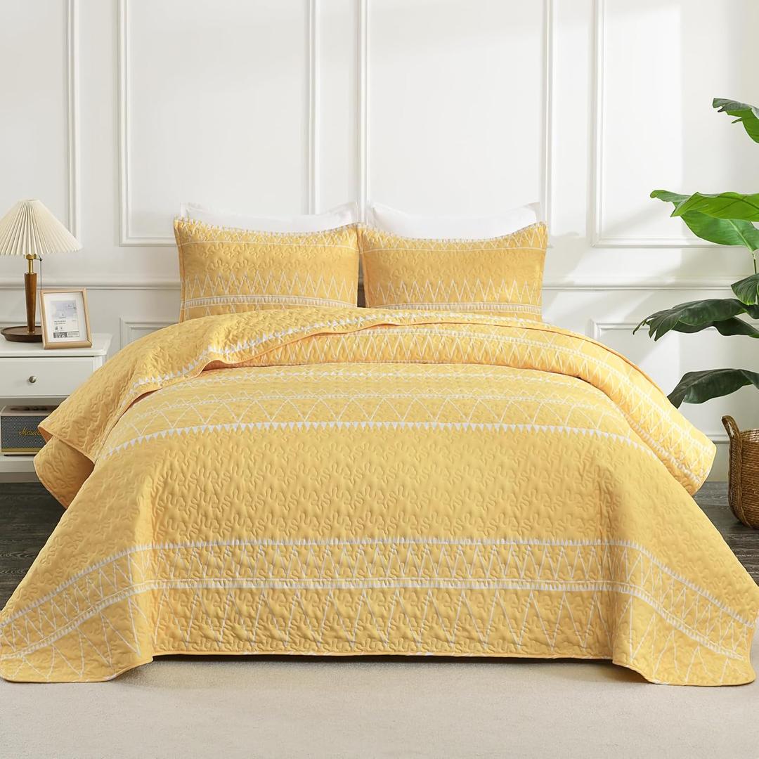 Andency Yellow Twin Quilt Set, 2 Pieces Boho Lightweight Soft Striped Bedspread for All Season (68"x86"), Printed Bohemian Polyester Reversible Coverlet Comoforter Sets