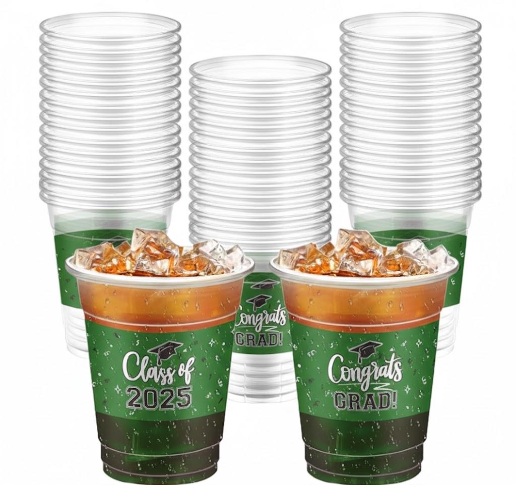 FoldTier 100 Pcs Graduation Cups Graduation Decorations 2025, 16 oz Congrats Grad Party Cups Plastic Disposable Class of 2025 Drinkware Bulk for Grad Celebrations Party Tableware Supplies(Green)