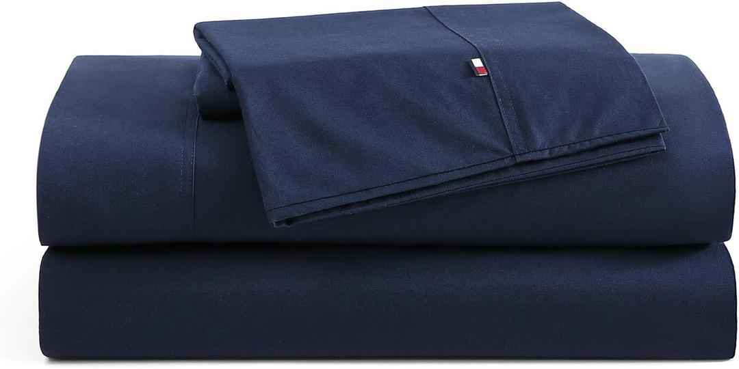 Tommy Hilfiger - Queen Size Sheets Set, Crisp & Tailored Cooling Sheets with a Naturally Smooth Cotton Percale Lightweight Feel - Bed Sheets with Matching Pillowcases & Fitted Sheet (Navy)