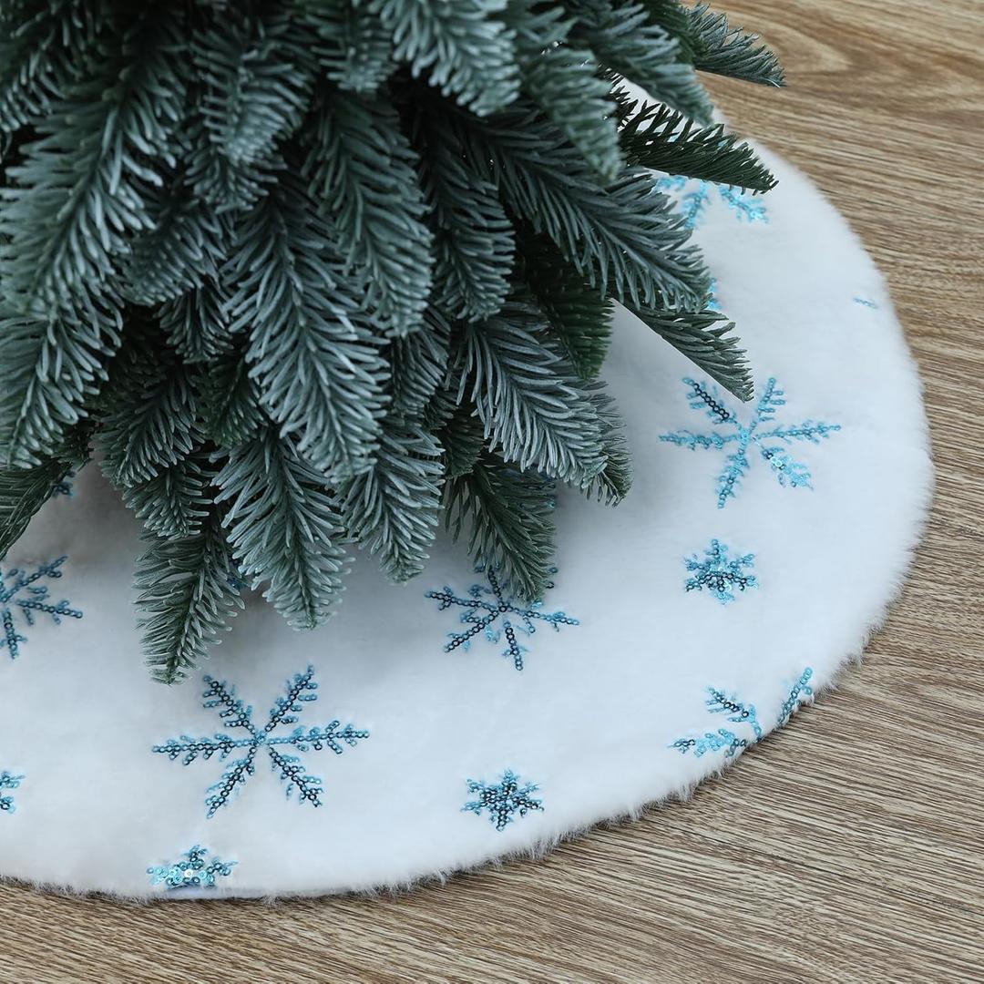 TWSANTAMAS Mini Christmas Tree Skirt 18 Inch, Soft White Plush with Blue Glitter Snowflakes, Festive Xmas Ornament Mat for Indoor Home Decorations