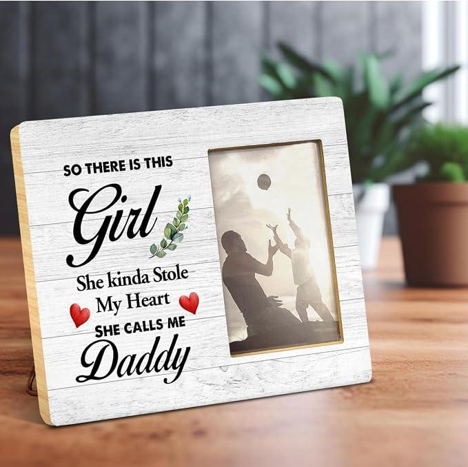Yuzi-n Best Daddy Gift, Gifts for Father From Daughter, Dad Gift for Birthday Christmas Father's Day, Daddy Wood Picture Frame for 4x6 Inches Photo Daddy
