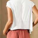 SOLY HUX Women's Athletic T Shirt Cap Sleeve Crewneck Asymmetrical Hem Tee Loose Fit Summer Crop Tops (White, S)