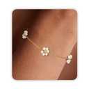 Daisy Bracelet Dainty Daisy Jewelry for Women, Flower Bracelet 14K Gold Plated Pearl Bead Floral Jewelry as Wedding Birthday Gifts for Her, Cute Charm Beach Braclets as Summer Accessories