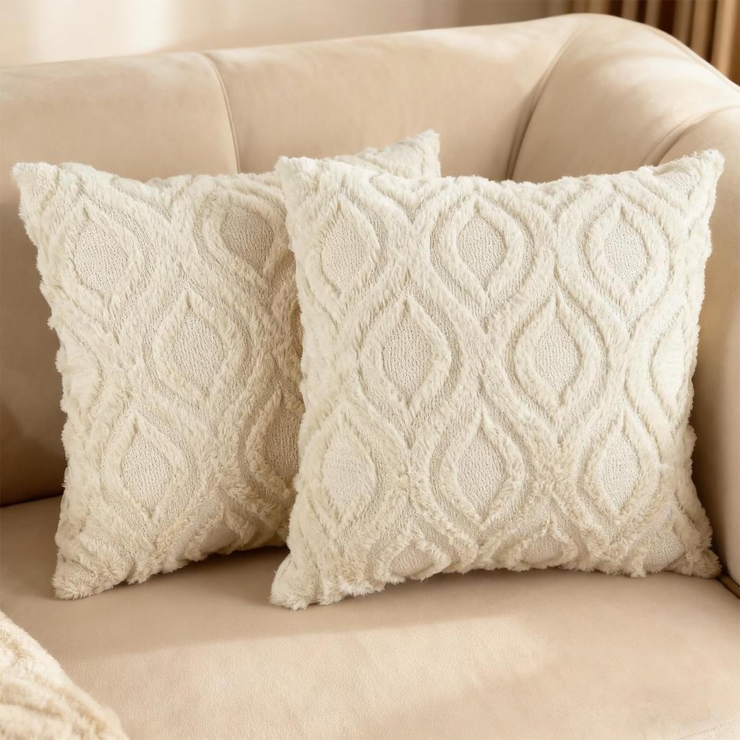 Pack of 2 Decorative Throw Pillow Covers 18x18, Soft Plush Faux Fur Wool Couch Cushion Pillow Covers Cozy Boho Farmhouse Neutral Square Pillow Case for Living Room Sofa Bed Home Decor Car, Beige