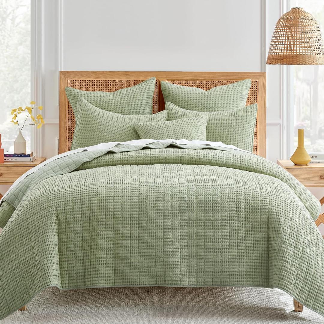 Levtex Home Mills Waffle Full/Queen Quilt Set (88x92in) with 2 Pillow Shams (26x20in) - Desert Sage - 100% Cotton Full/Queen Size Quilt Bedding Set - Lightweight, Soft, Pre-Washed