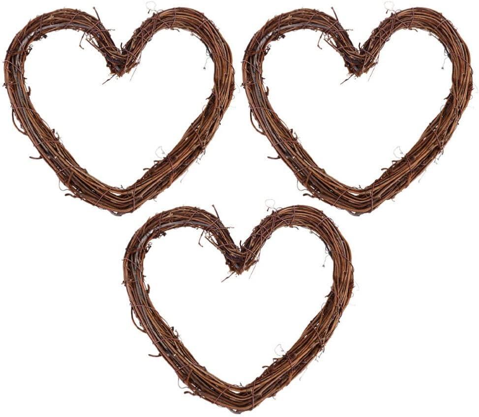 HOMSFOU 3Pcs Heart Shaped Grapevine Wreath Rings DIY Rattan Heart Wreath Frames for Rustic Wedding Party Door Wall Decoration 2.3In X 5.85In