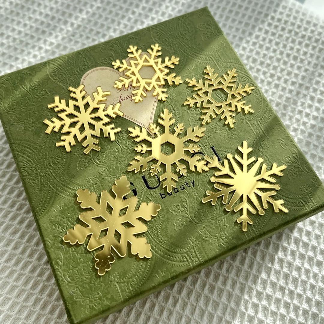 2 x Frozen Snowflake Cake Toppers,Acrylic Gold Winter Frozen Theme Cake Pick for Snowflake Happy Birthday Theme Christmas Kids Birthday Theme Party Supplies