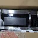 BLACK+DECKER EM044KB19 Over The Range Microwave Oven with One Touch, 1000 Watts, 400 CFM and Auto Cooking, OTR 1.9 Cu.ft