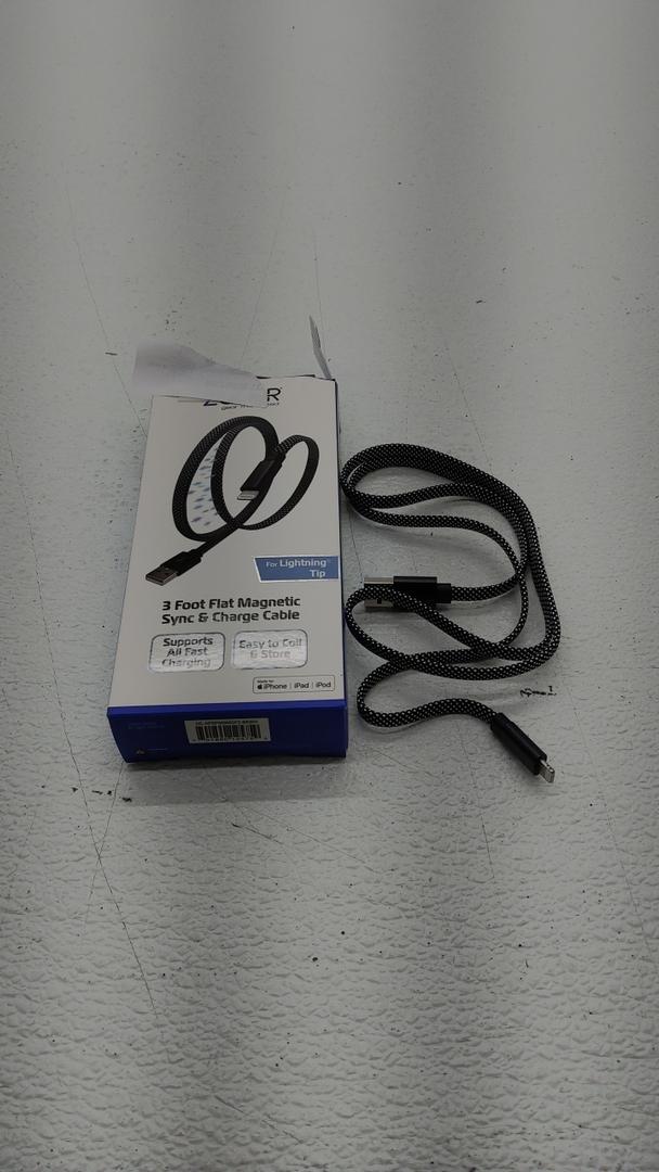 ZGear 3 Foot Flat Magnetic Sync and Charge Cable
