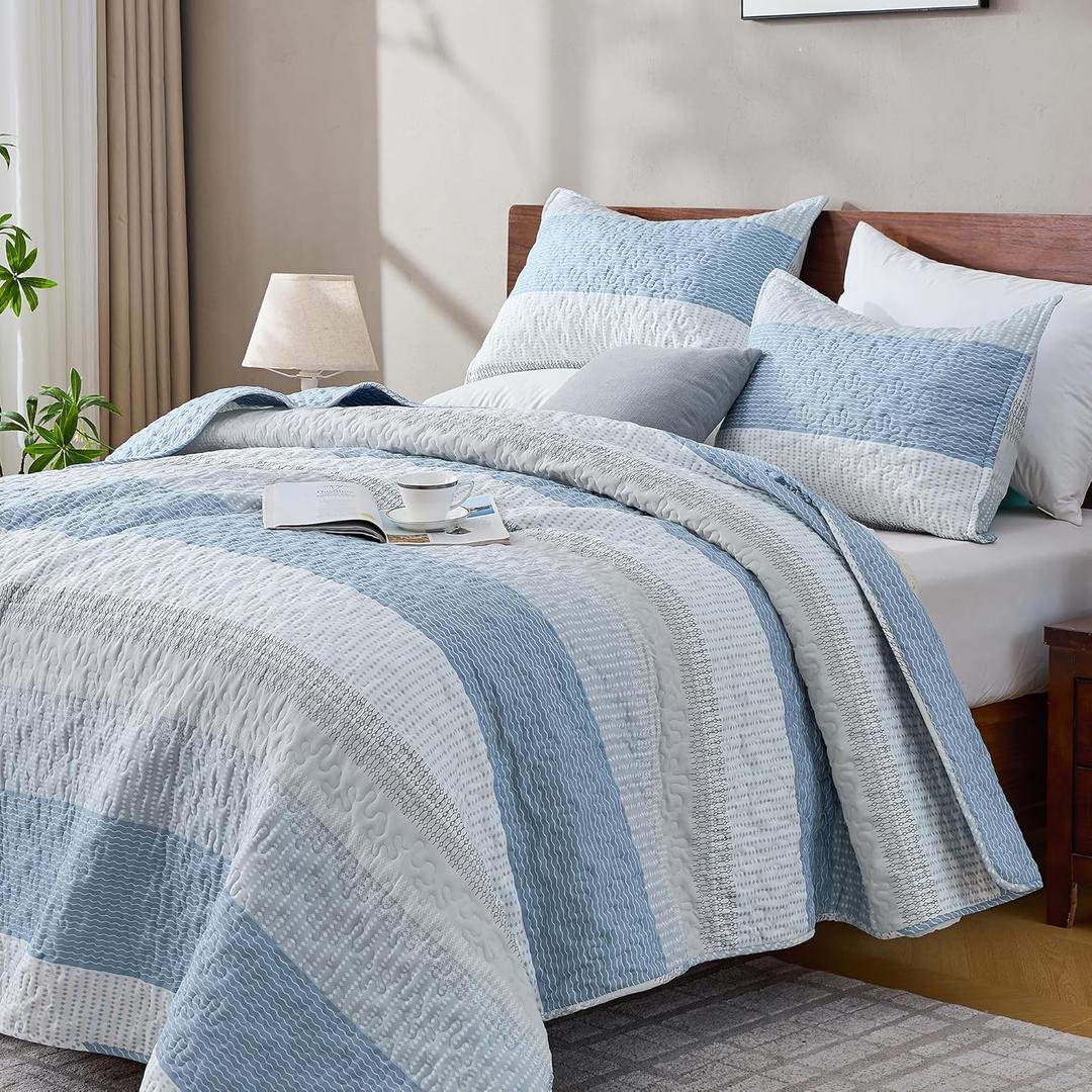 Andency King Size Quilt Set Misty Blue, 3 Pieces Summer Ultra Soft Lightweight Bedspreads & Coverlets Set, Patchwork Striped Quilted Bedding Sets for All Seasons (1 Quilt, 2 Pillow Shams)