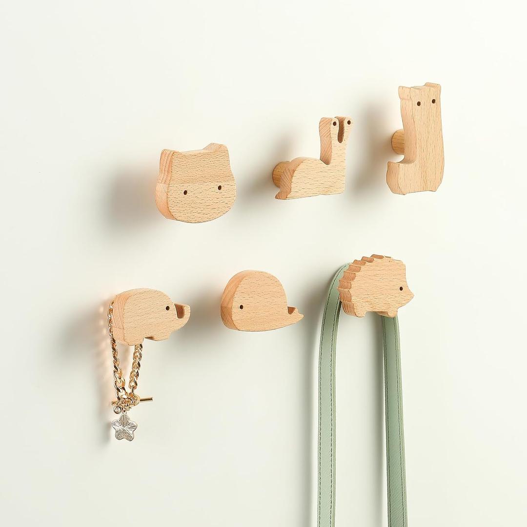 WONQEXZ Wall Hook,Child Baby Nursery Wood Wall Hook, Natural Hedgehog Snail Kitten Coat Hooks,Wooden Hooks,Children Wall Mounted Hook,Set of 6