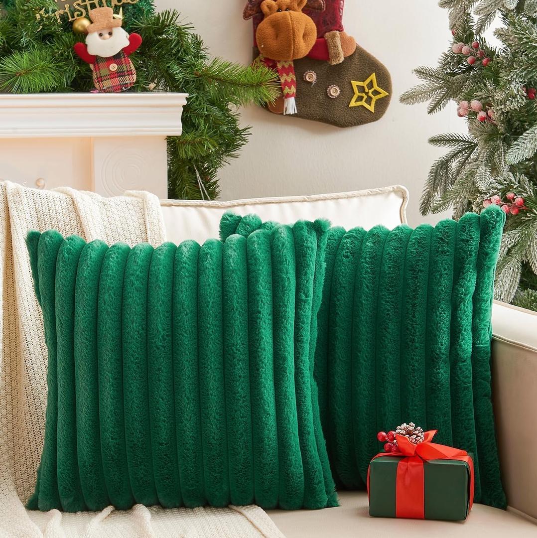 Pack of 2 Christmas Green Pillow Covers 20x20 Inch Decorative Faux Fur Emerald Throw Pillow Cover, Soft Lumbar Plush Pillowcases for Couch Sofa Bed Living Room, Fluffy Cute Home Boho Decor (Emerald Green)