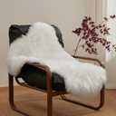 Ashler Faux Fur Rug, Fluffy White Small Sheepskin Rug, Ultra Soft 2x3 Ft Mat, Machine Washable Shag Mats, Nursery Throw for Bed, Living, Kids Room