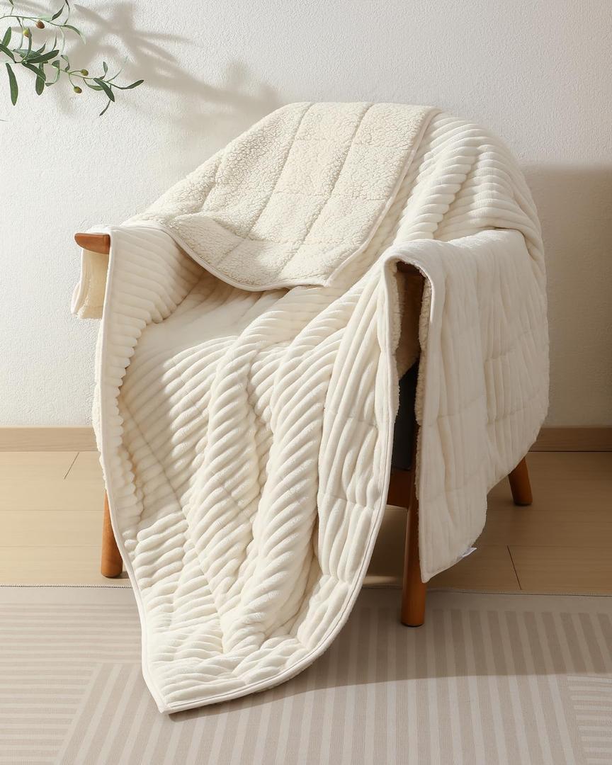 CYK Weighted Blanket Adults 20 Pounds Queen Size 60"x80" - Dual-Sided Fleece & Sherpa Blanket - Heavy Plush Flannel Winter Warm Blanket for Bed and Couch (Cream)