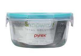 Snapware 4-Cup Total Solution Round Food Storage Container, Glass