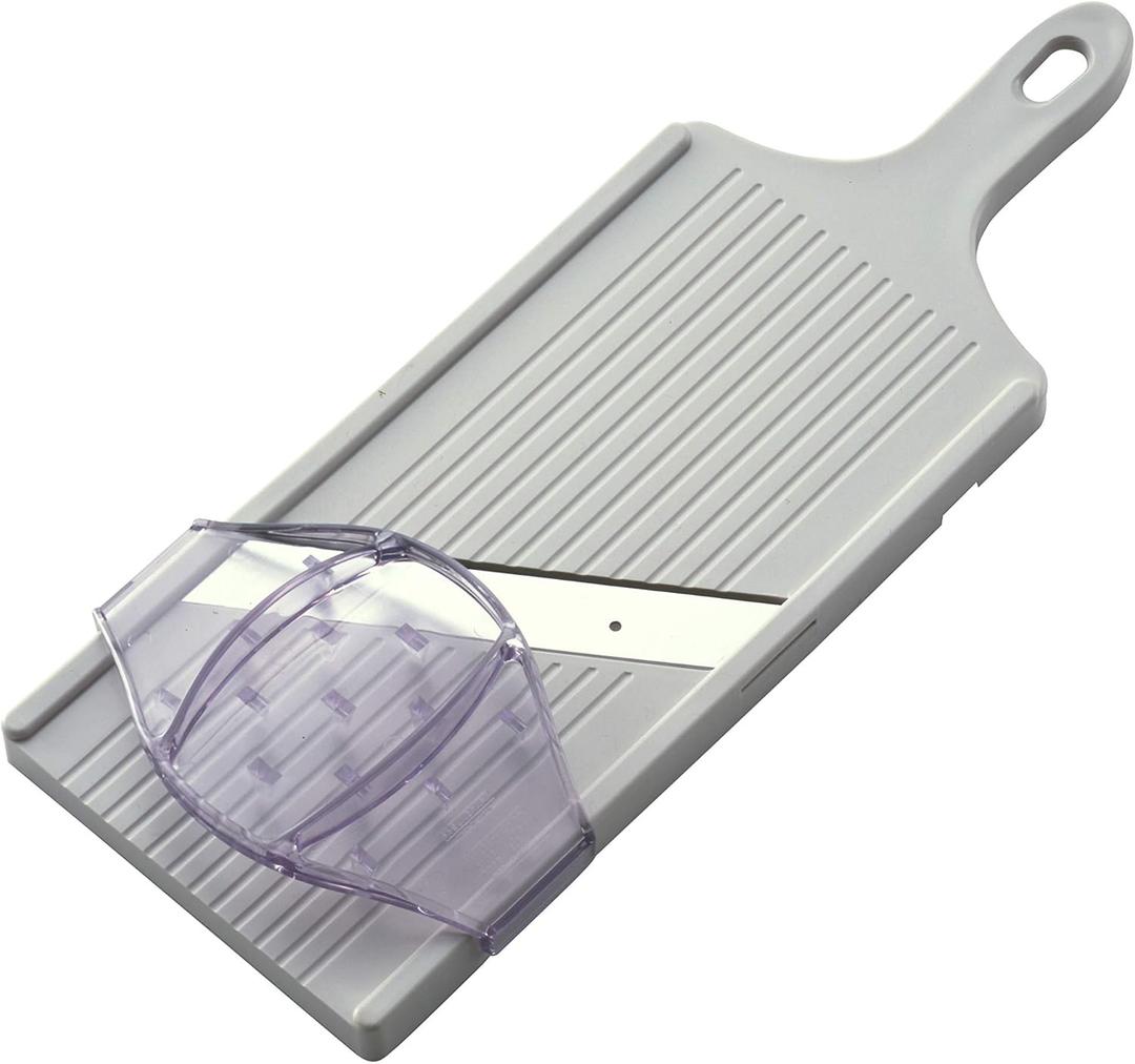 Suncraft BS-271 Cabbage Slicer, Julienne, 0.04 inch (1 mm), Fluffy Shop Finish, Wide 5.5 inches (14 cm), Wide with Safety Holder, Made in Japan, White