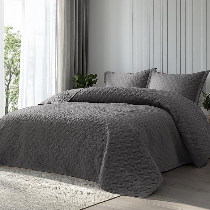 Bedsure Quilts Queen Size - Grey Bedspreads Queen Size with Basket Weave Pattern, Soft Quilt Bedding Set, Lightweight Comforter Set Coverlet for All Seasons with 2 Pillow Shams (90" x 96")