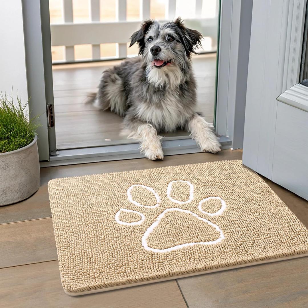 Smiry Dog Door Mat for Muddy Paws, Absorbent Dirt Trapper Non Slip Quick Dry Washable Chenille Mat for Mud Dogs, Entry Rug for Indoor and Outdoor (24x16 Inches, Beige and White)