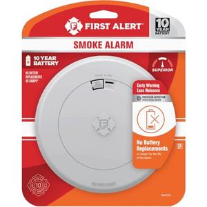 First Alert 10 Year Slim Battery-Powered Photoelectric Smoke Detector