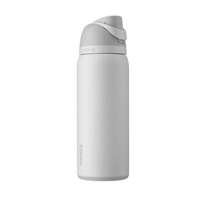 Owala FreeSip Insulated Stainless Steel Water Bottle with Straw, BPA-Free Sports Water Bottle, Great for Travel, 32 Oz, Shy Marshmallow