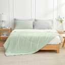 Cozy Bliss Cooling Comforter Twin Size, Cooling Blankets for Hot Sleepers and Night Sweats, Light Mint Green Cream Summer Comforter for Twin Size Bed, Breathable Soft Lightweight Silk Smooth