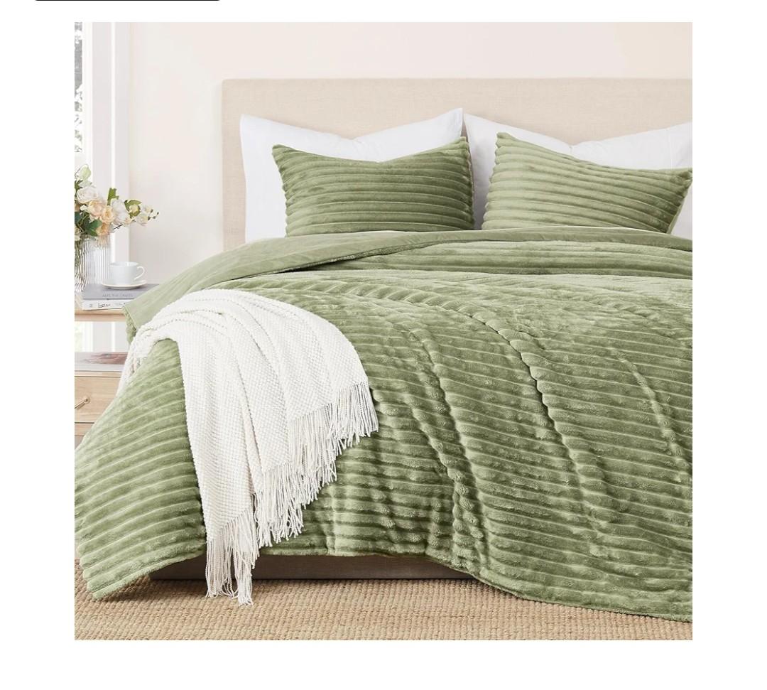 Geniospin Fleece Twin Comforter Set, Soft Fuzzy Twin Bedding Sets, 2-Pieces Green Comforter Set for All Season, Warm Fluffy Comforter with 1 Pillow Case