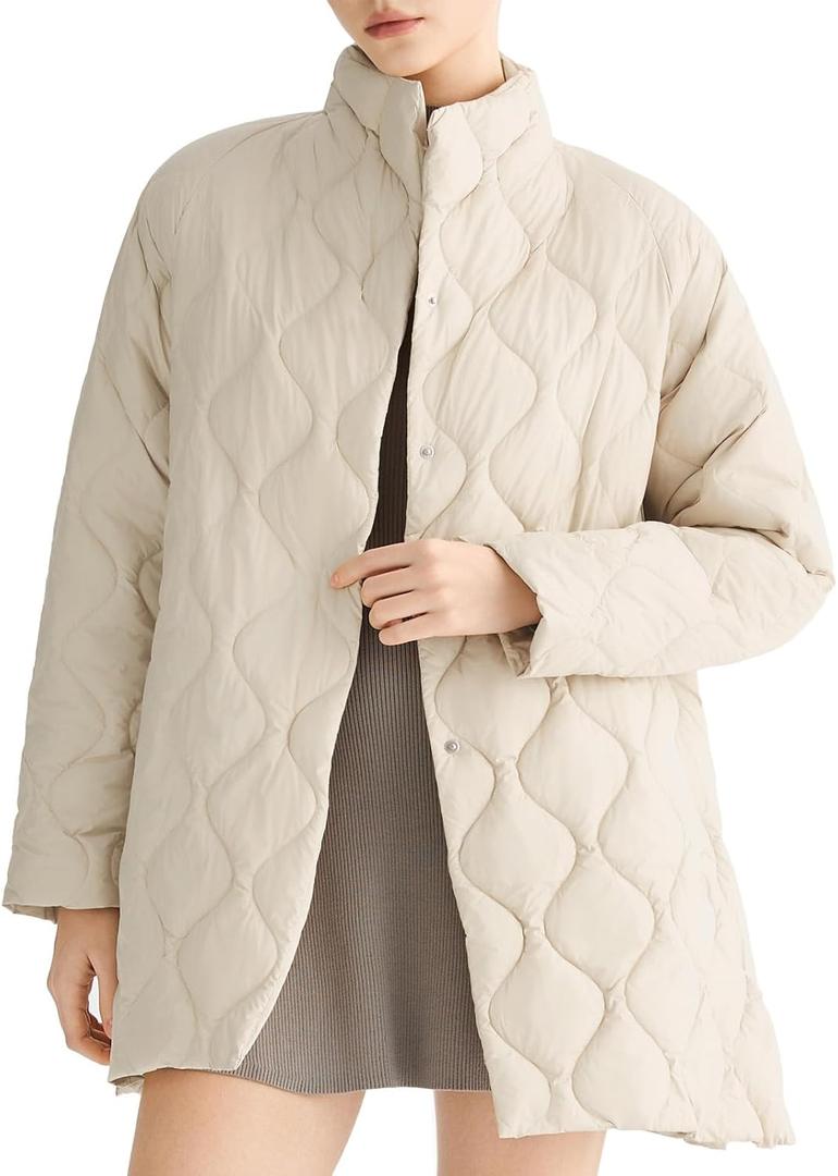Orolay CHIIONE Womens Quilted Puffer Jacket Winter Coat Lightweight Warm Jackets Oversized Button Puffer Coat with Pockets (X-Large, Beige)