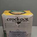 Crock-Pot Small 2.5 Quart Casserole Slow Cooker in White/Blue, Enjoy Eye-Catching Quick Meals, Durable and Compact