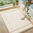 Color&Geometry Ultra Soft Bathroom Rug Non Slip with Rubber Backing, Absorbent Washable Bath Mat, Quick Dry, Premium Microfiber Plush Mat for Bathtub and Shower Floor,Beige,20"x32"