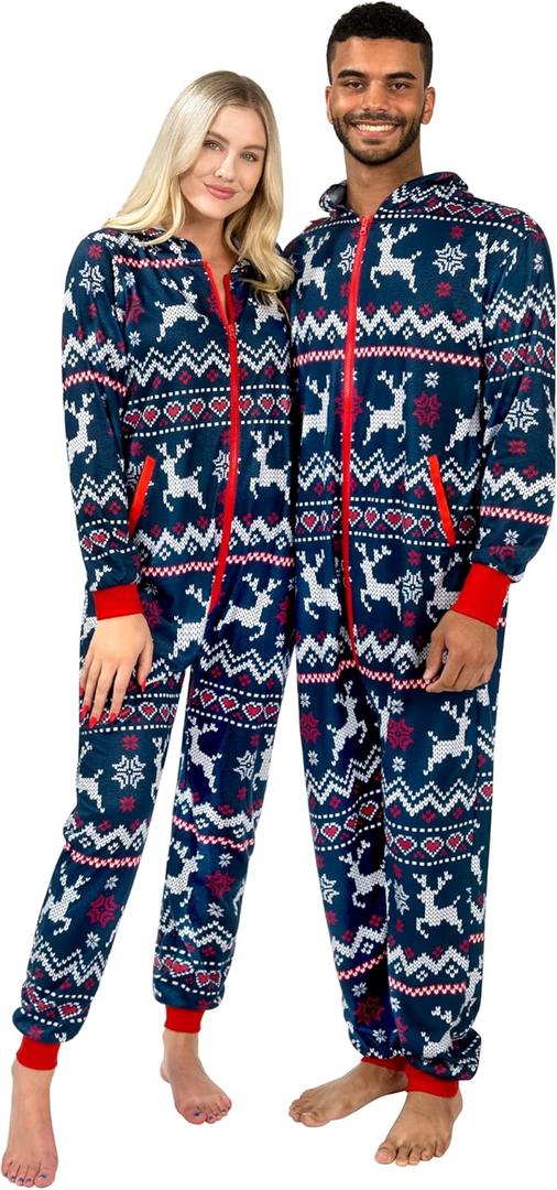 Giggling Getup Matching Pajamas for Couples, Christmas Pajamas for Women and Men, Nordic Reindeer Pattern Hooded Jumpsuits