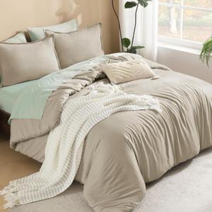 Litanika Oversized King Comforters Oatmeal Super King Plus Size, 3 Pieces Lightweight Solid Bedding Comforter Set, All Season Fluffy Bed Set (128x120In Comforter & 2 Pillowcases)