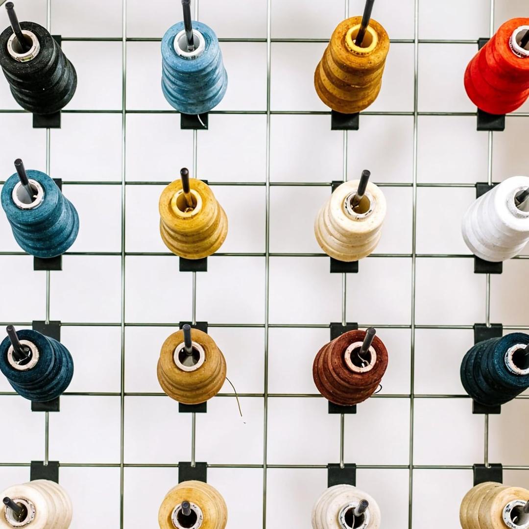 40 Pcs Gridwall Hooks for Wall, 4 Inch Heavy Duty Grid Wall Hook Grid Panel Hanging Hooks Black Display Grids Accessory for Home Office Retail Store Garage