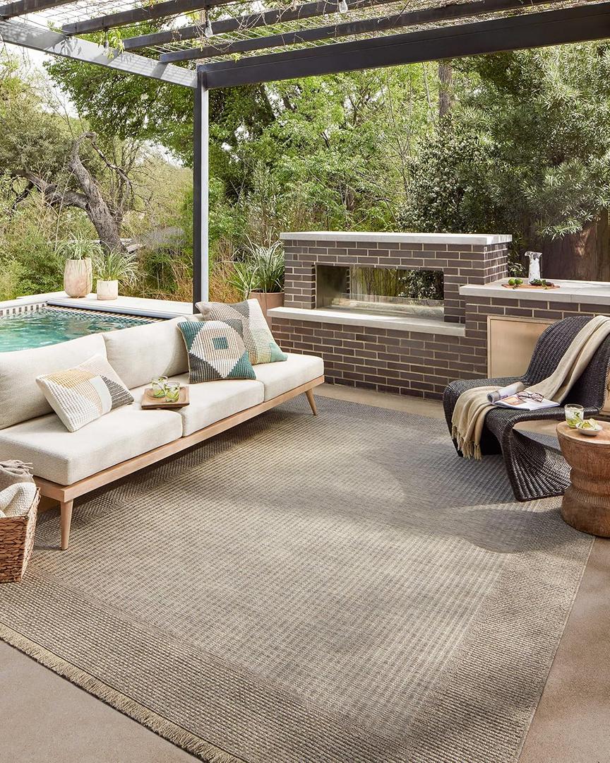 Loloi Dawn Collection Indoor/Outdoor DAW-06 Russet 2'-3" x 3'-9" Accent Rug