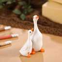 Leinuosen 1 Set Duck Cake Topper Lifelike White Mother Duck and Ducklings Resin Statue for Ducky Farm Animal Theme Birthday Party, Wedding, Engagement, Anniversary Supplies, Table Decoration