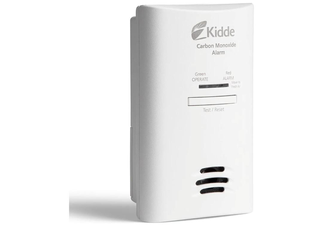 Kidde Carbon Monoxide Detector, Plug In Wall with AA Battery Backup, Test-Hush Button