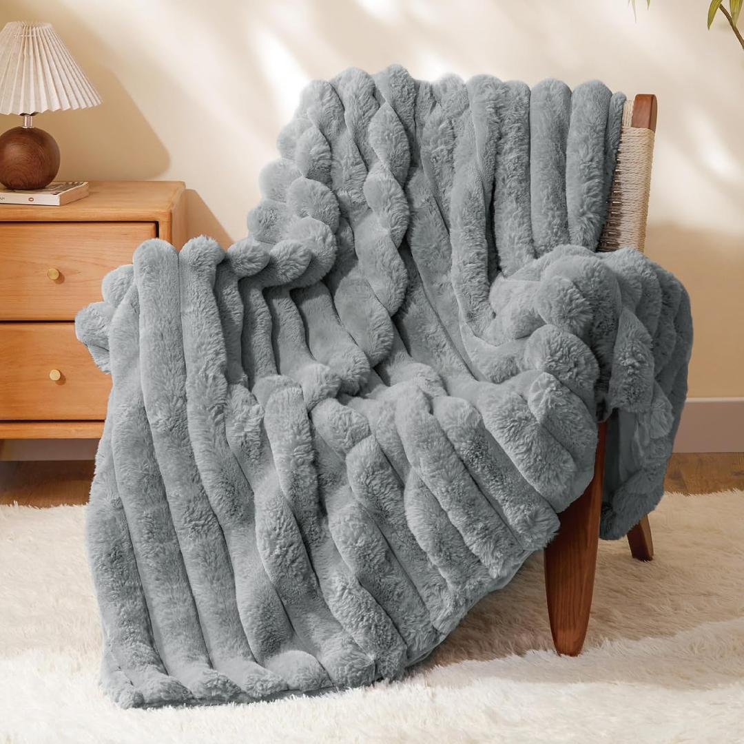 BEDELITE Faux Fur Throw Blanket for Couch, Soft and Cozy Luxurious 3D Striped Fluffy Blanket, 770GSM Thick Warm Plush Fuzzy Faux Rabbit Fur Blanket for Women Gift (Crey, 50"x 60") (01-grey)