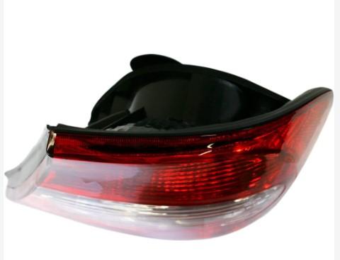 Replacement Tail Light Assembly (Red and Clear Lens)