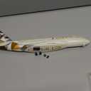 Daron Worldwide Trading Daron Skymarks Etihad A380 1/200 W Gear Vehicle