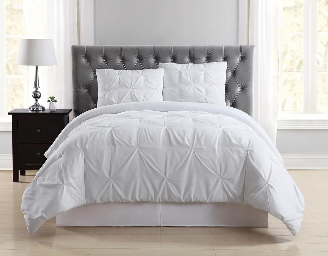 TRULY SOFT Pleated Comforter Set White Polyester 3-Piece Full/Queen Comforter Set, Solid Color Themed, for Men and Women, Oeko-TEX Certified Confidence, White